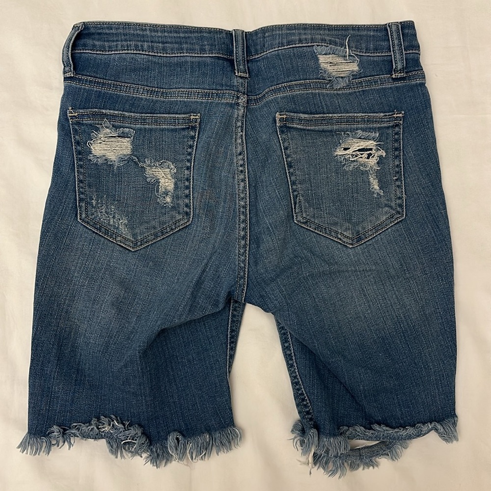FASHION NOVA DENIM MID RISE BERMUDA SHORTS - Picture 4 of 5